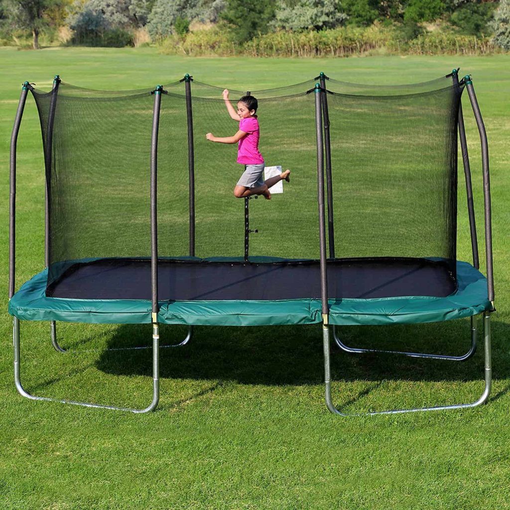 Best Rectangle Trampoline for More Bounce & Jumping Space [Reviews]